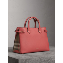 Burberry The Medium Banner in Leather and House Check Cinnimon Red Burberry - 1