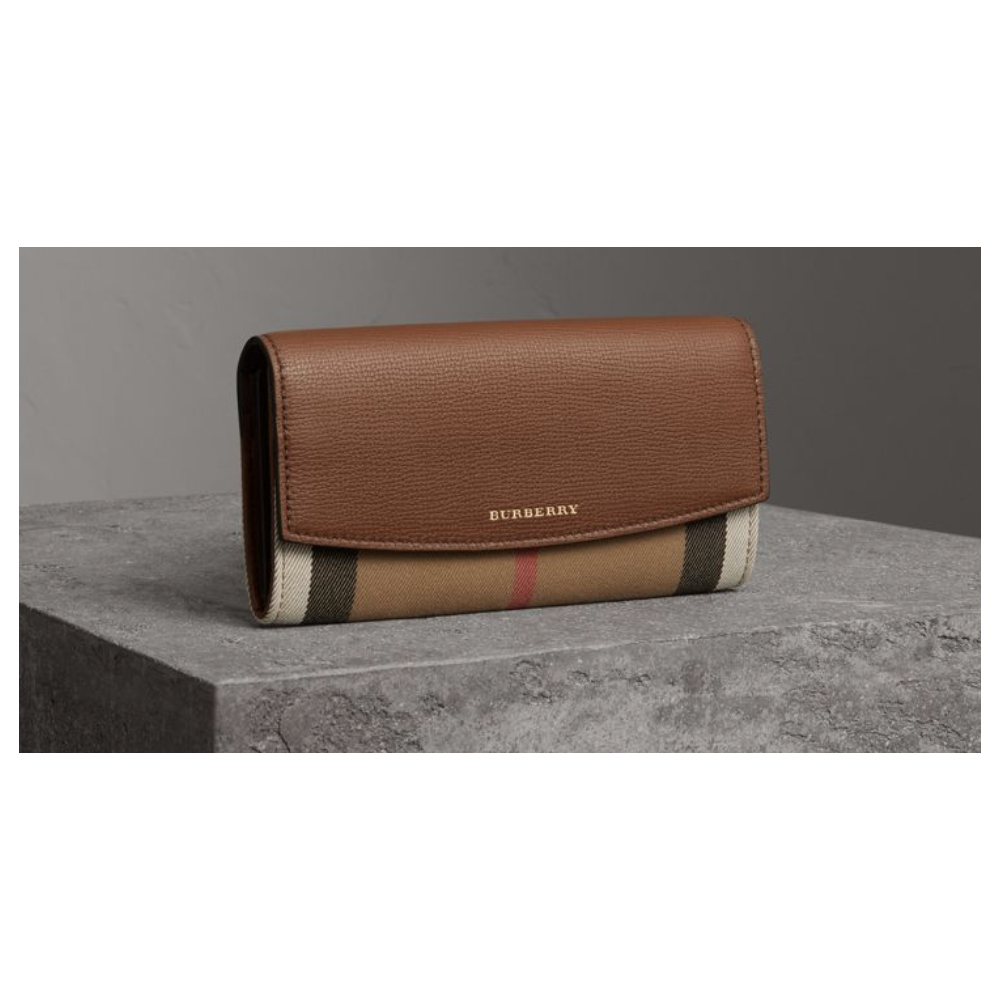burberry house check and leather wallet